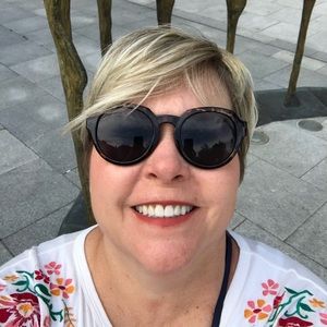 Meet your Posher, Johna